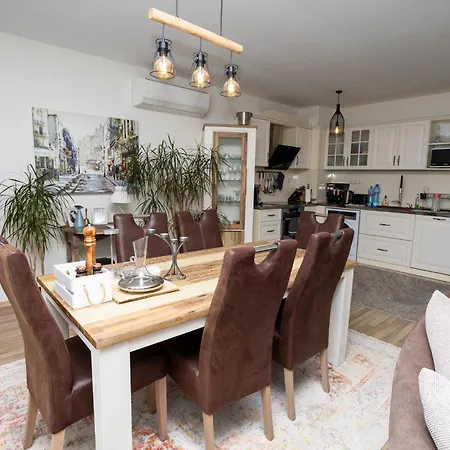 Complex Saint George 2 Slaapkamers Met Zeezicht Lejlighed *